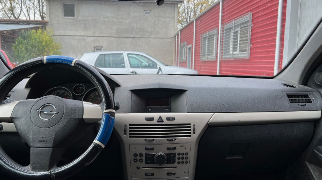 CD player Opel Astra H 2008 CARAVAN 1.6 BENZINA