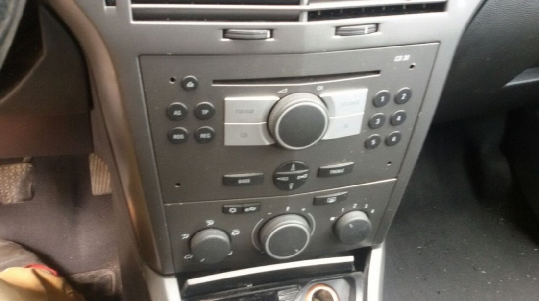 Cd player opel astra h original