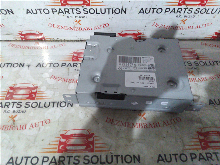 CD player PEUGEOT 308 an fabr. 2020