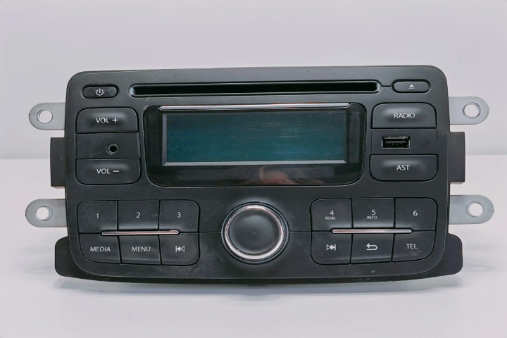 CD player Radio 281155216RB Dacia Duster