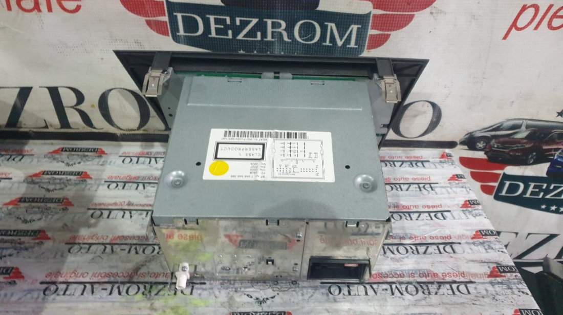 CD-Player (Radio / MP3) Seat Leon 1P cod piesa : 1P1035186B