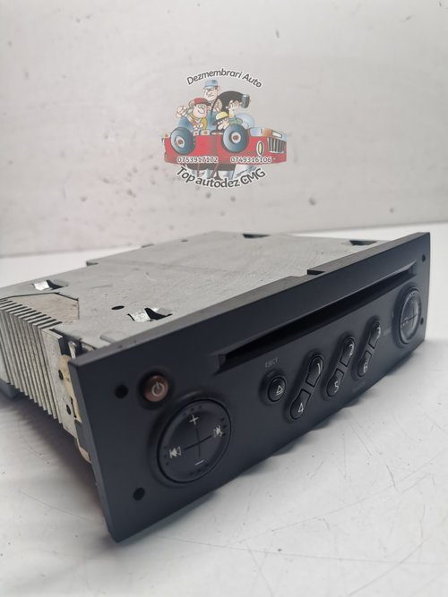 CD player Renault Megane 2 8200483757T radio CD casetofon