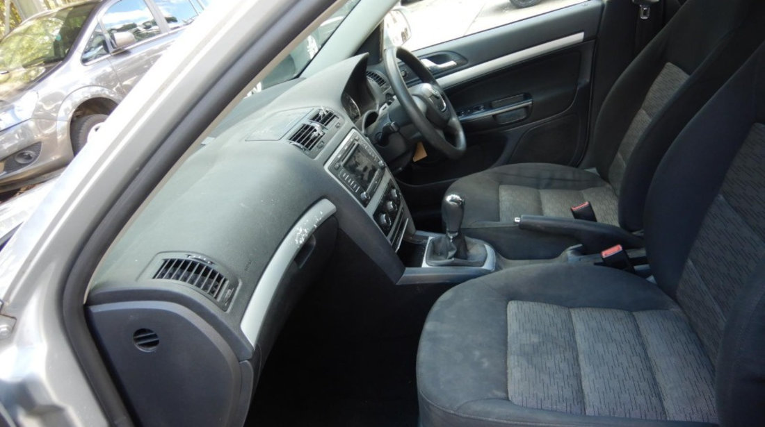 CD player Skoda Octavia 2 2010 BERLINA 1.4 TSI