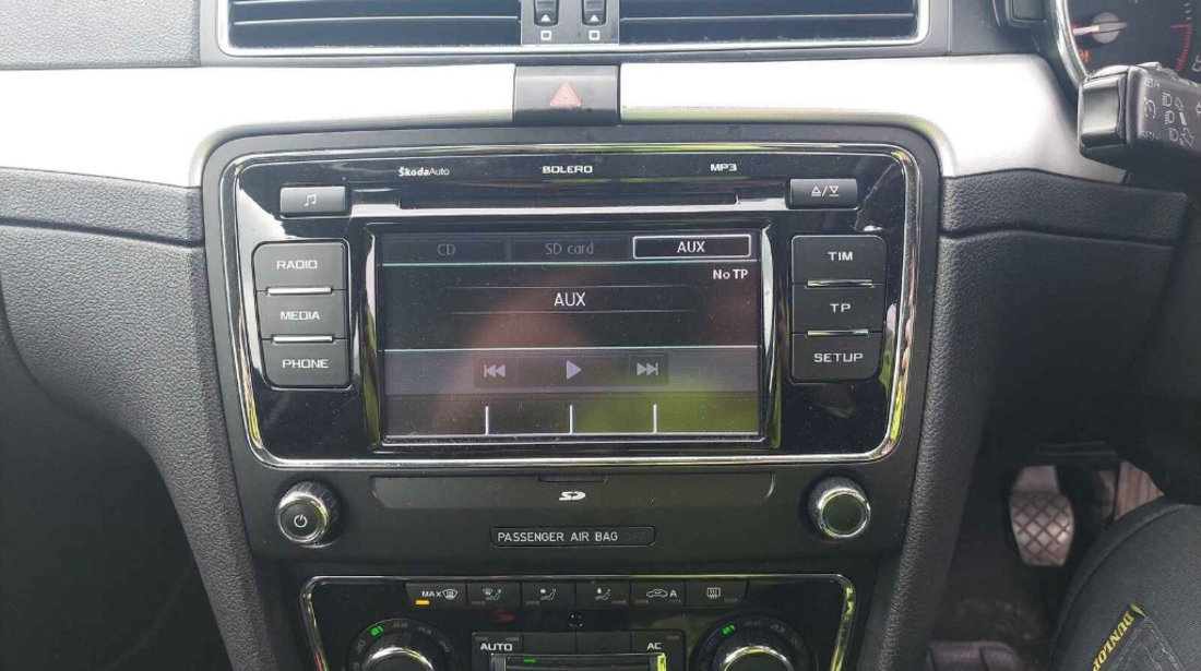 CD player Skoda Superb 2 2012 SEDAN 1.6 TDI