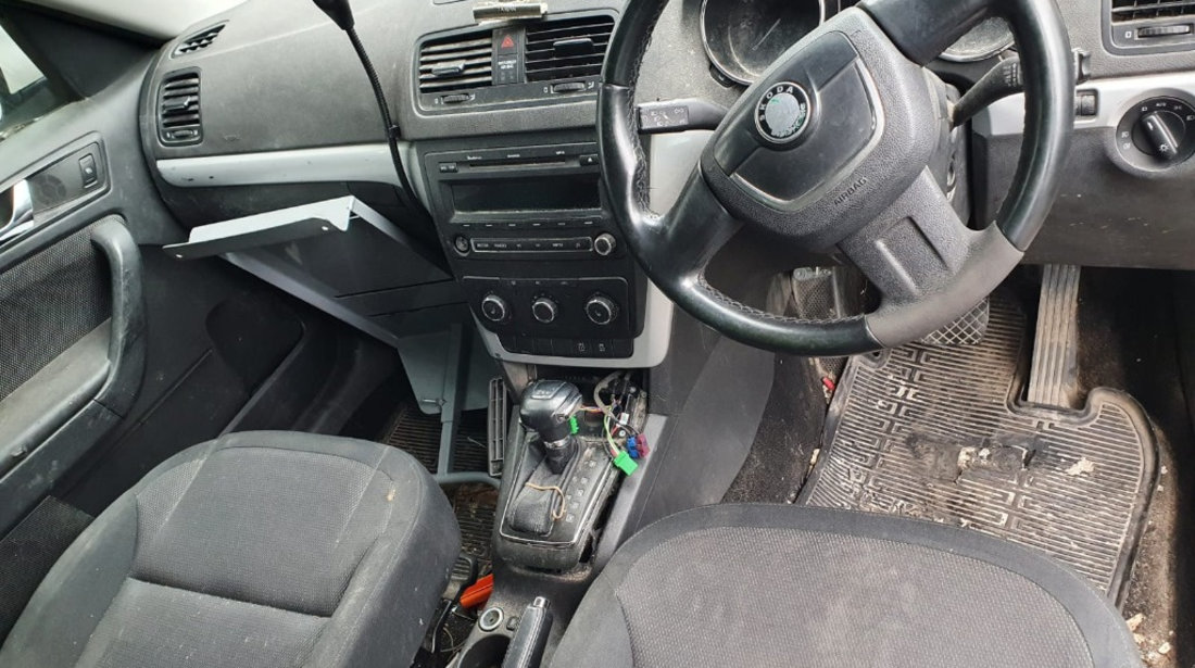 CD player Skoda Yeti 2012 DSG 1.2 TSI