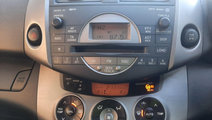 CD player Toyota RAV 4 2007 SUV 2.2 TDI