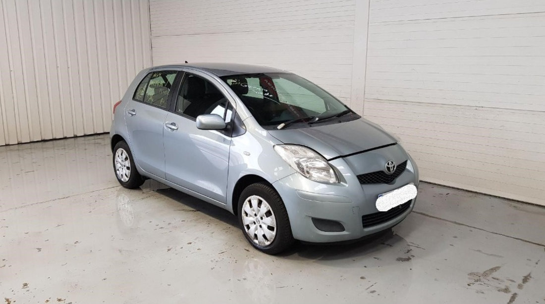 CD player Toyota Yaris 2009 HATCHBACK 1.4 d4D