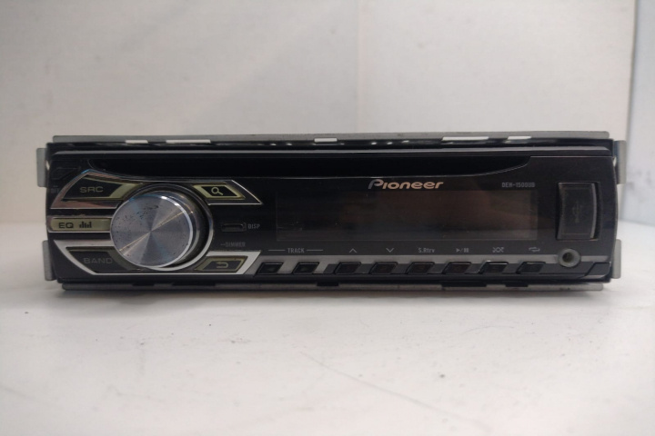Cd Player USB auto DEH 1500UB Pioneer / B3054743 Ford Focus [1998 - 2004]