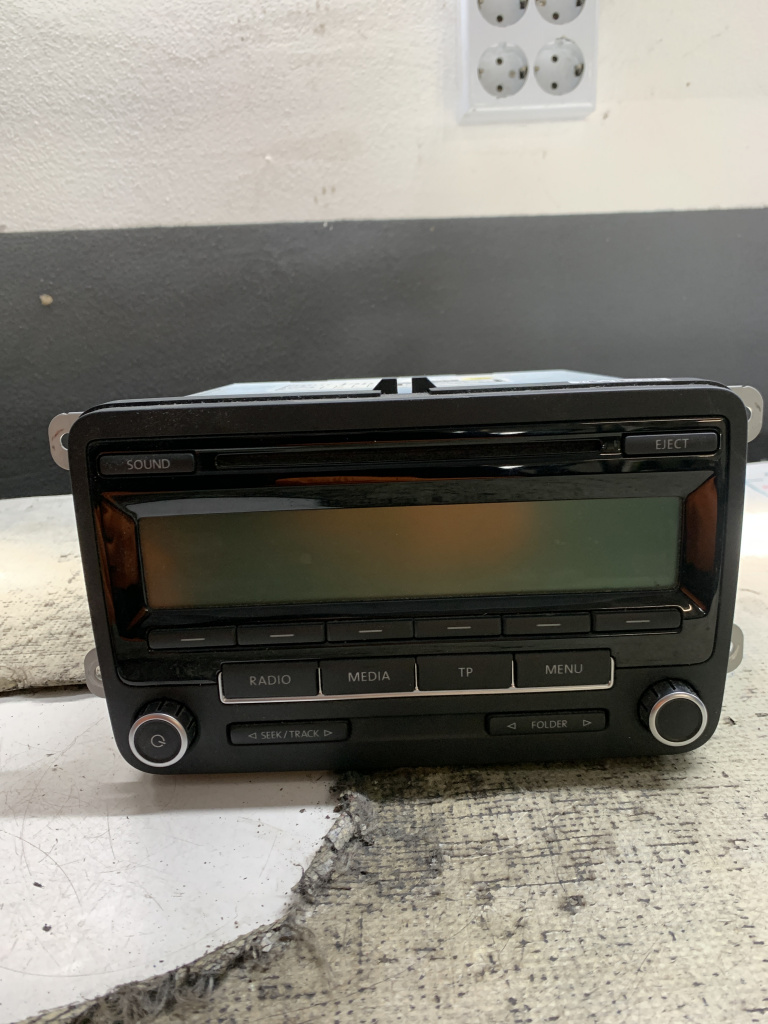 CD Player Volkswagen Golf 6 Plus 1.6 Motorina 2010, 5M0035186AA