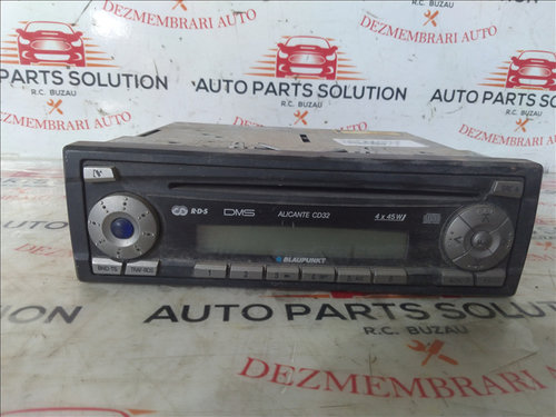 CD Player VOLKSWAGEN POLO an fabr. 2005