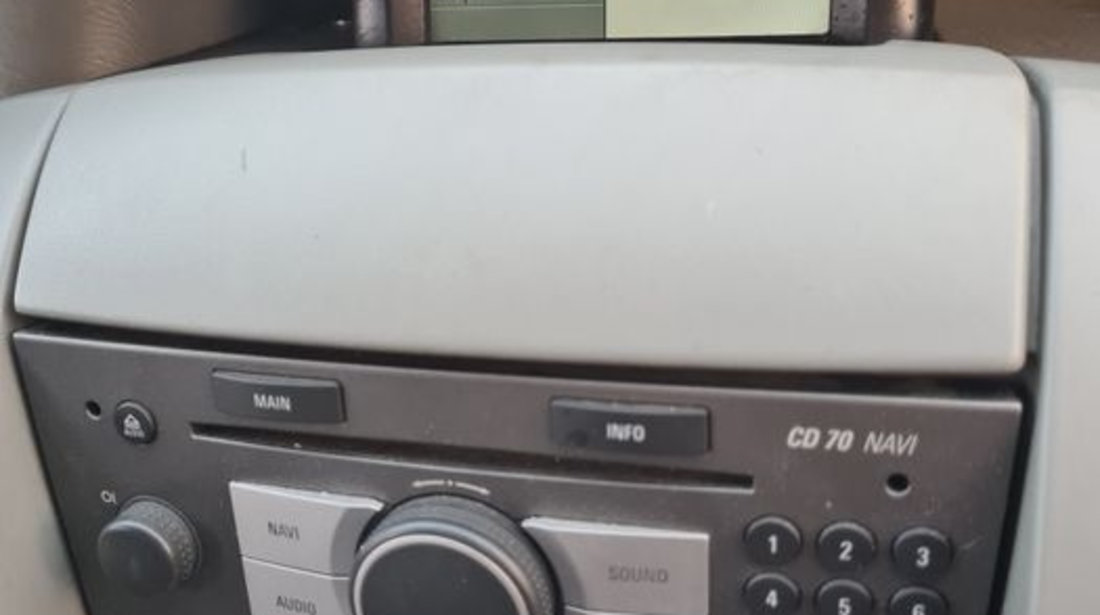 CD70NAVI color radio Opel Vivaro Renault Trafic Nissan Primastar