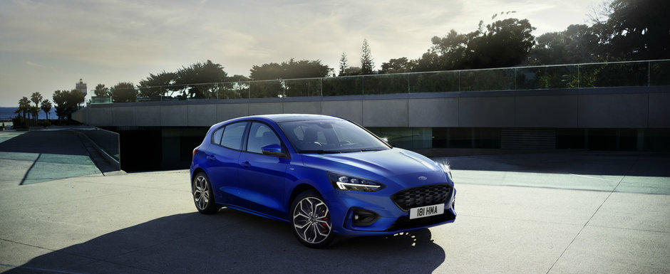 Ce Bugatti Chiron? Un Ford Focus "a prins" 703 km/h si este cea mai rapida masina de pe sosea Ce Bugatti Chiron? Un Ford Focus "a prins" 703 km/h si este cea mai rapida masina de pe sosea