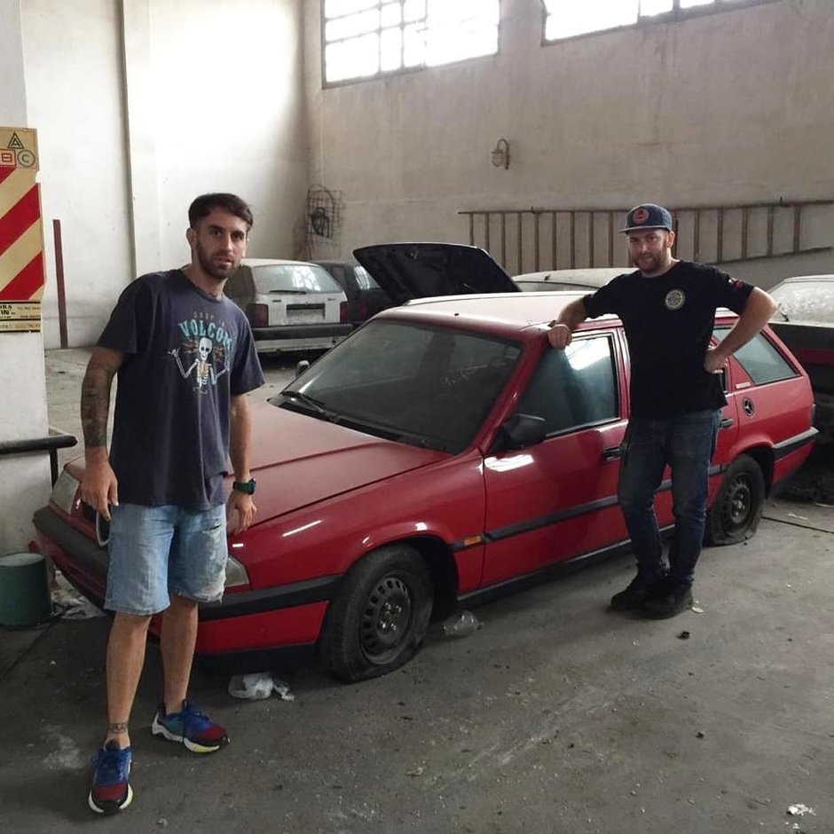 Ce mai descoperire! Mai multe masini Peugeot, Alfa Romeo si Fiat au fost gasite noi-noute in Argentina