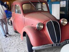 Ce mai descoperire! Zeci de masini din diferite perioade de timp au fost gasite intr-un hambar din Brazilia