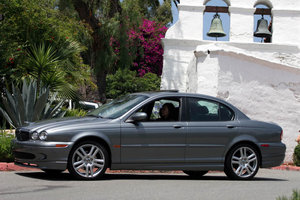 Ce parere aveti despre Jaguar X si S type