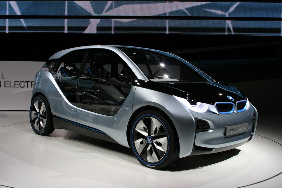 Ce pret de pornire are noul model electric BMW i3