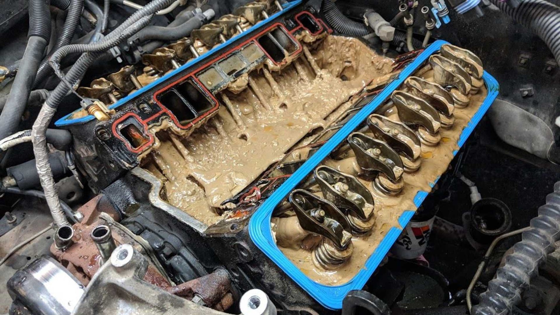 Ce Se Intampla Daca Motorul Merge In 3 Pistoane Poze Poze Stiri - Ce se intampla daca conduci prea mult cu motorul