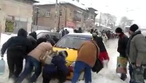 Ce se intampla daca mergi pe sina de tramvai