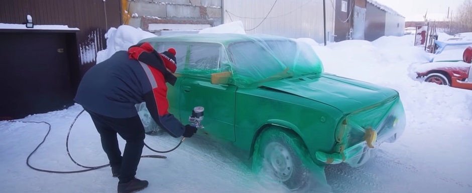 Ce se intampla daca-ti vopsesti masina la -30 de grade Celsius? VIDEO cu cel mai tare experiment de pe internet