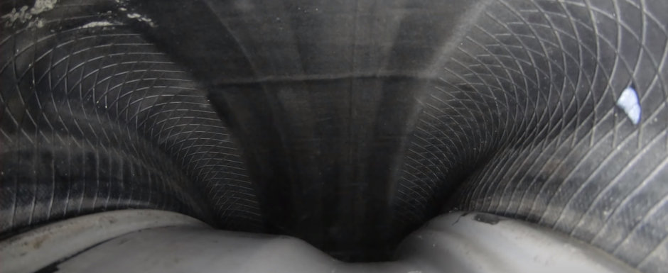 Ce se intampla in interiorul anvelopelor atunci cand iti conduci masina? VIDEO cu cel mai tare experiment de pe internet Ce se intampla in interiorul anvelopelor atunci cand iti conduci masina? VIDEO cu cel mai tare experiment de pe internet