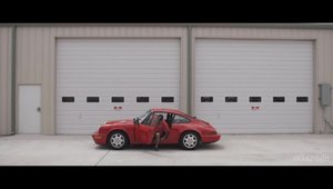 Cea mai inedita colectie de Porsche-uri include cate un 911 clasic din aproape fiecare culoare