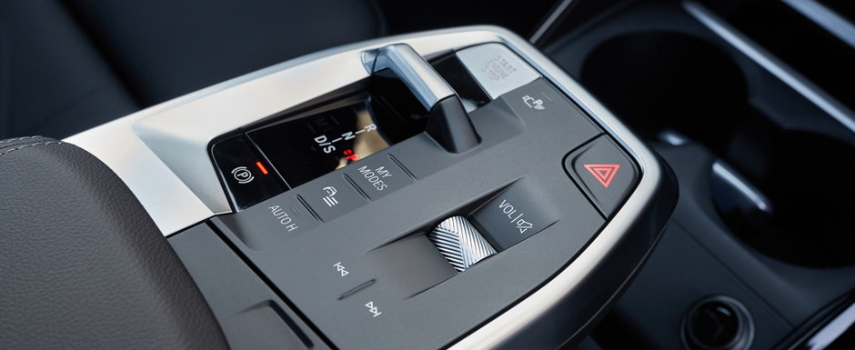 Cea mai noua masina de la BMW are 326 de cai sub capota, dar nu consuma decat 0.6 la suta Cea mai noua masina de la BMW are 326 de cai sub capota, dar nu consuma decat 0.6 la suta