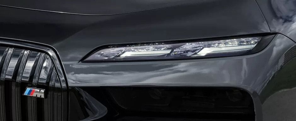 Cea mai noua masina lansata pe piata din Romania are 571 de cai sub capota si 4x4 in standard, insa nu consuma decat 1.0 - 1.3 litri la suta Cea mai noua masina lansata pe piata din Romania are 571 de cai sub capota si 4x4 in standard, insa nu consuma decat 1.0 - 1.3 litri la suta