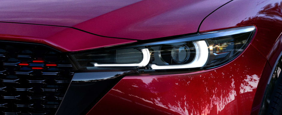 Cea mai vanduta Mazda din 2020 a primit un facelift major. Cat costa in Romania noua masina