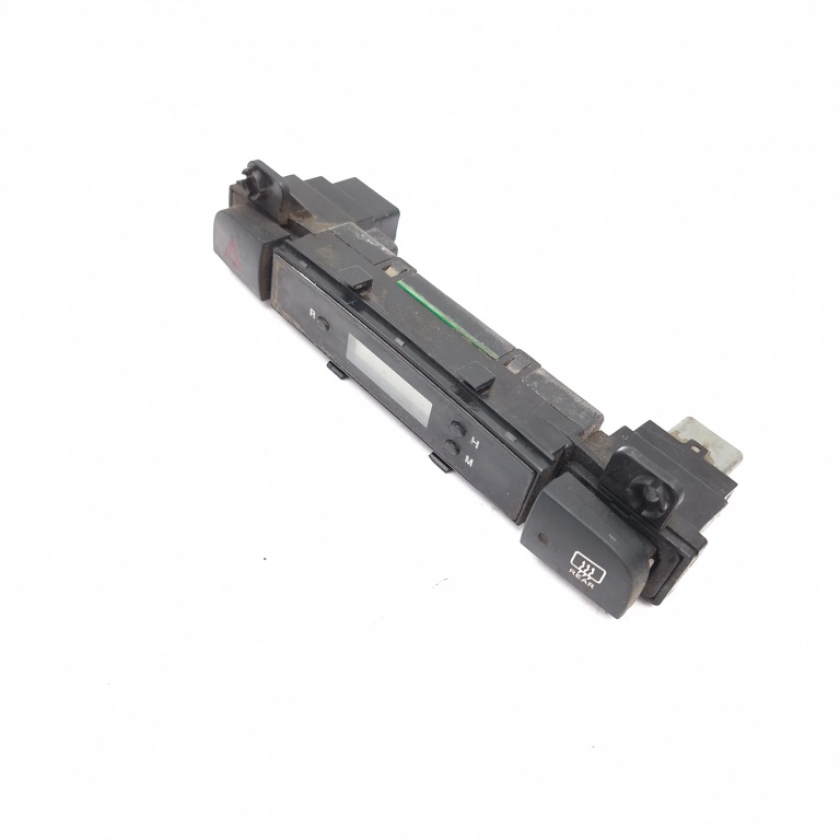 Ceas / Afisaj Ora Digital Hyundai ACCENT 3 (MC) 2005 - 2010 200708300321, 20070830, C01200708300321, C01 20070830-0321 UNICK, C01200708300321UNICK, C01 200708300321 UNICK