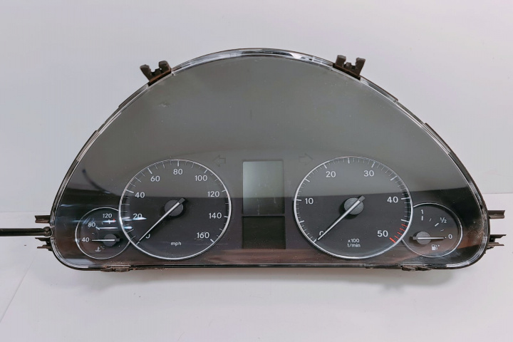 Ceas bord A2035405047 Mercedes-Benz C-Class W203/S203/CL203 [2000 - 2004]