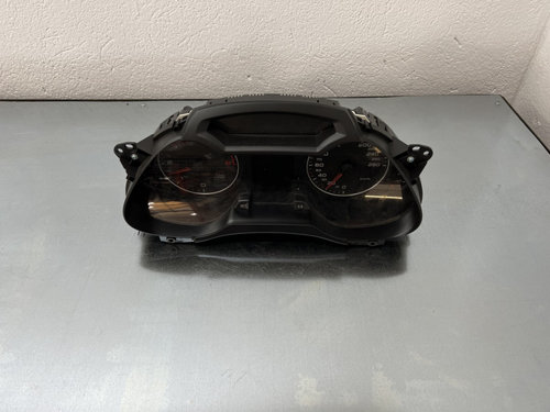 Ceas bord Audi A4 B8 Avant 2.0 TDI DPF Multitronic, 143cp sedan 2010 (8K0920930C)