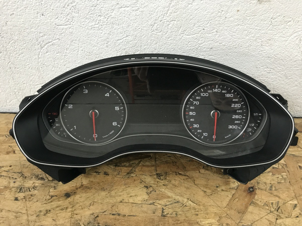 Ceas bord Audi A6 2012 sedan 2012 (4G8920031E)