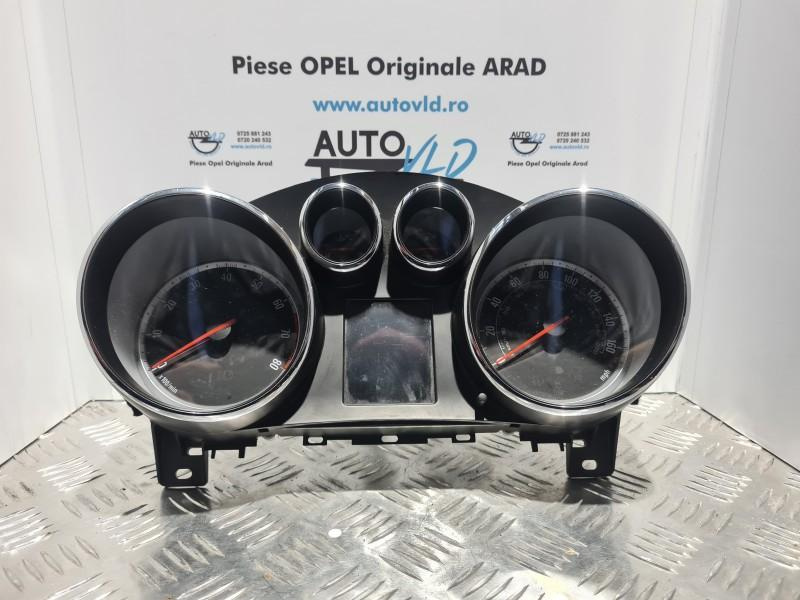 Ceas bord benzina Opel Astra J 2009-2012 1.4 ; 1.6; 1.8 13338437 AA5J