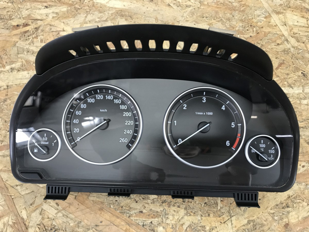 Ceas bord BMW 520 d F11 F10 combi 2013 (929141401)