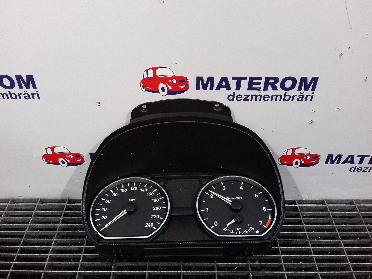 CEAS BORD BMW SERIA 1 E 88 2.0 INJ - (2007 2013)