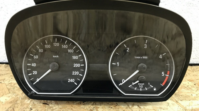 Ceas bord BMW Seria 1 E81 Automatic sedan 2011 (403205200)