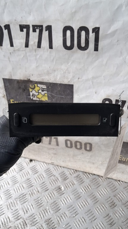 Ceas bord Citroen C3 1.6 1.6V an fabricatie 2004 cod 9647409477