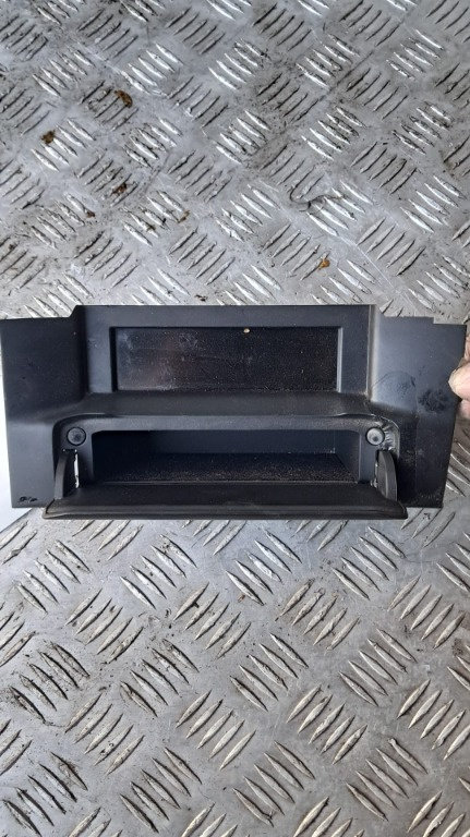 Ceas bord Citroen C4 B7 1.6 HDI cod motor 9HR / DV6C transmisie manuala an 2012 cod 9676198280
