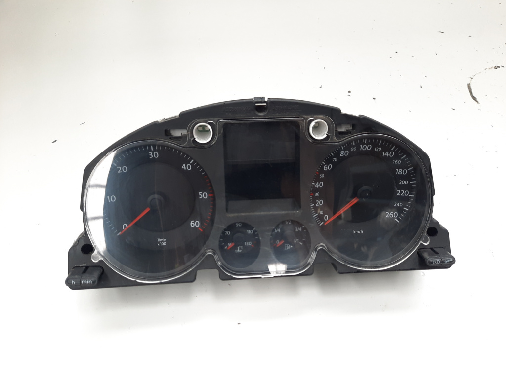 Ceas bord, cod 3C0920853J, Vw Passat Variant (3C5) 2.0 TDI (id:585494)