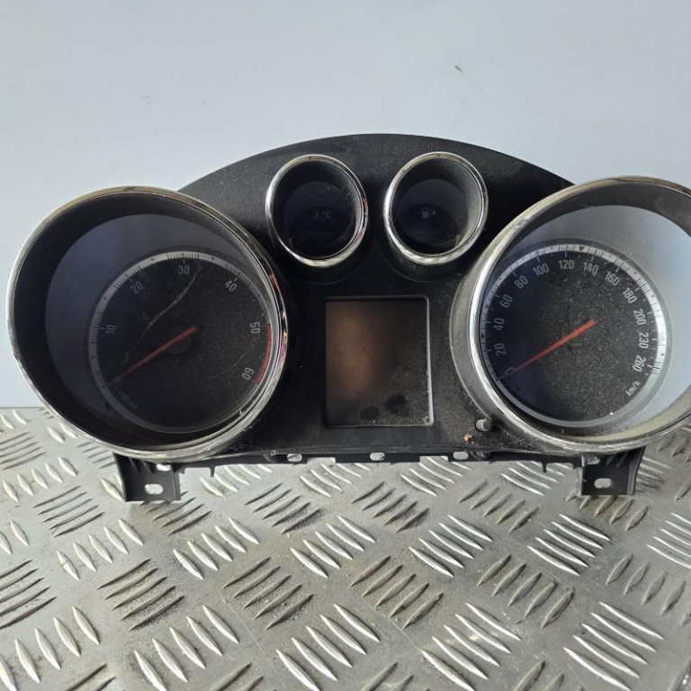 Ceas bord diesel Opel Insignia A 2008-2013 2.0 cdti 96 kw A20DTH 12844138 EI