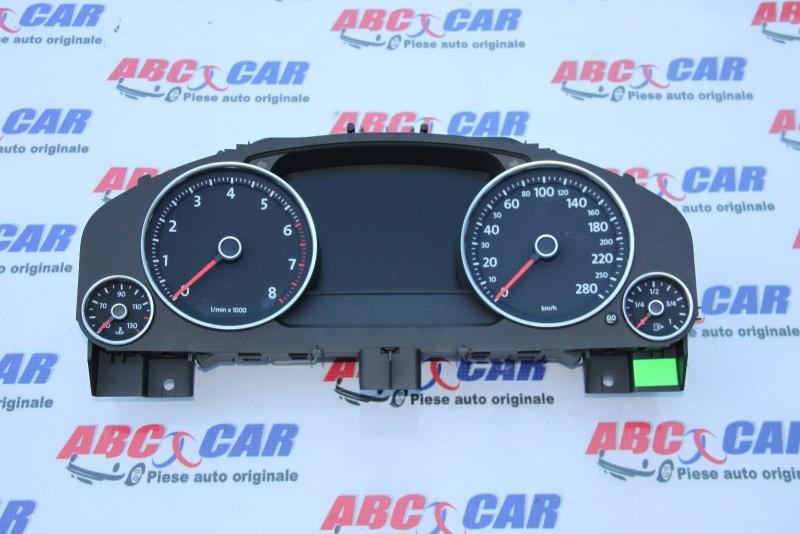 Ceas bord (ENG) Volkswagen Touareg 2 2010-2015 7P6920883