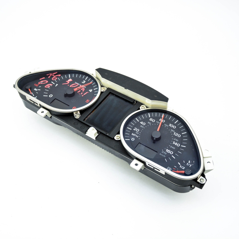 Ceas Bord / Instrument De Bord Audi A6 (4F, C6) 2004-2011 Anglia - Afisaj Mile Si Km 4F0920950H, 4F0910900A