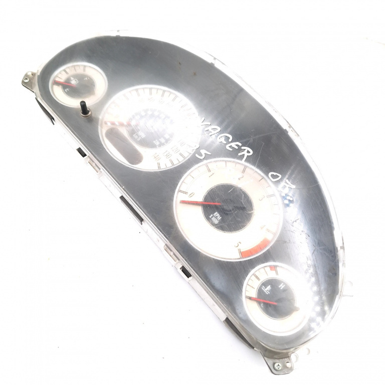 Ceas Bord / Instrument De Bord Chrysler Voyager Mk 3 (Rg, Rs) 2001-2007 Anglia - Afisaj Mile Si Km Europa - Afisaj In Km Motorina P04685726Ah, R726Ah, Tn1575107240