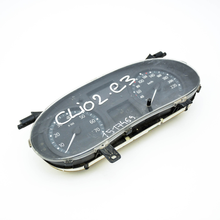 Ceas Bord / Instrument De Bord Europa - Afisaj In Km Renault CLIO 2 / SYMBOL 1 1998 - 2008 P8200276525A