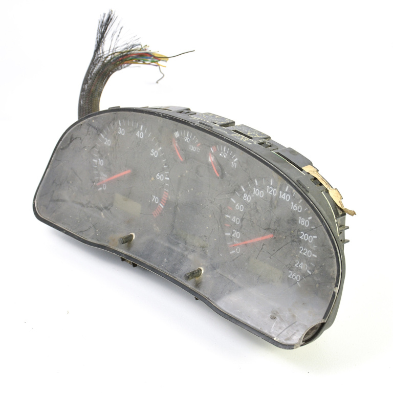 Ceas Bord / Instrument De Bord Europa - Afisaj In Km,benzina VW PASSAT B5, B5.5 1996 - 2005 3B0919861C, 3B0 919 861 C, 110008793, 110.008.793, 110.008.009, 110008009, 88 311 274 245, 88311274245, G750669H