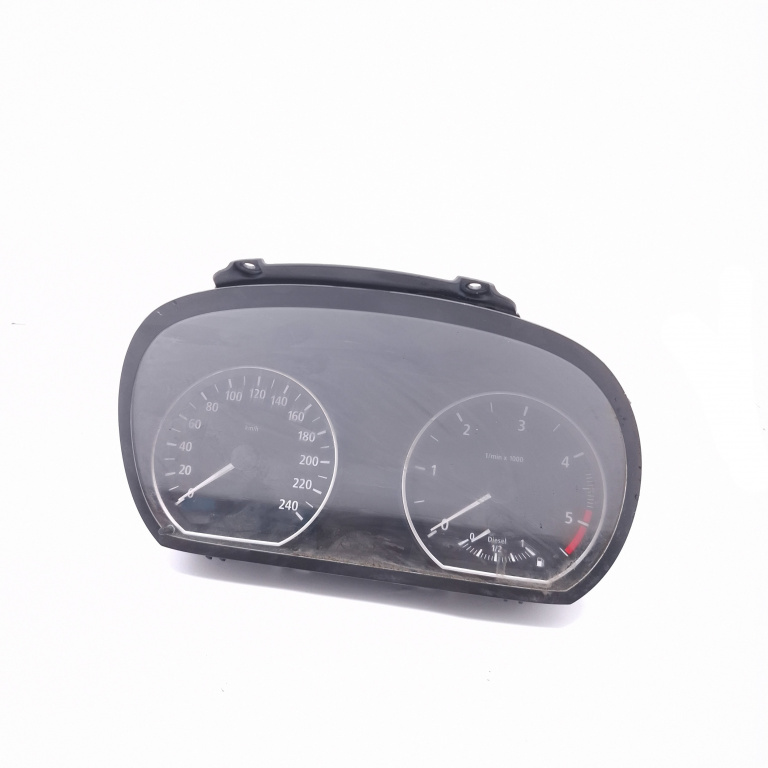 Ceas Bord / Instrument De Bord Europa - Afisaj In Km,motorina BMW 1 (E81, E87, E88, E82) 2004 - 2013 Motorina 6974649, 1024952, 697464901, 102495231, 150085515, 6974649-01, 1041568, 95231150085515, IK697464901Y, 25811510