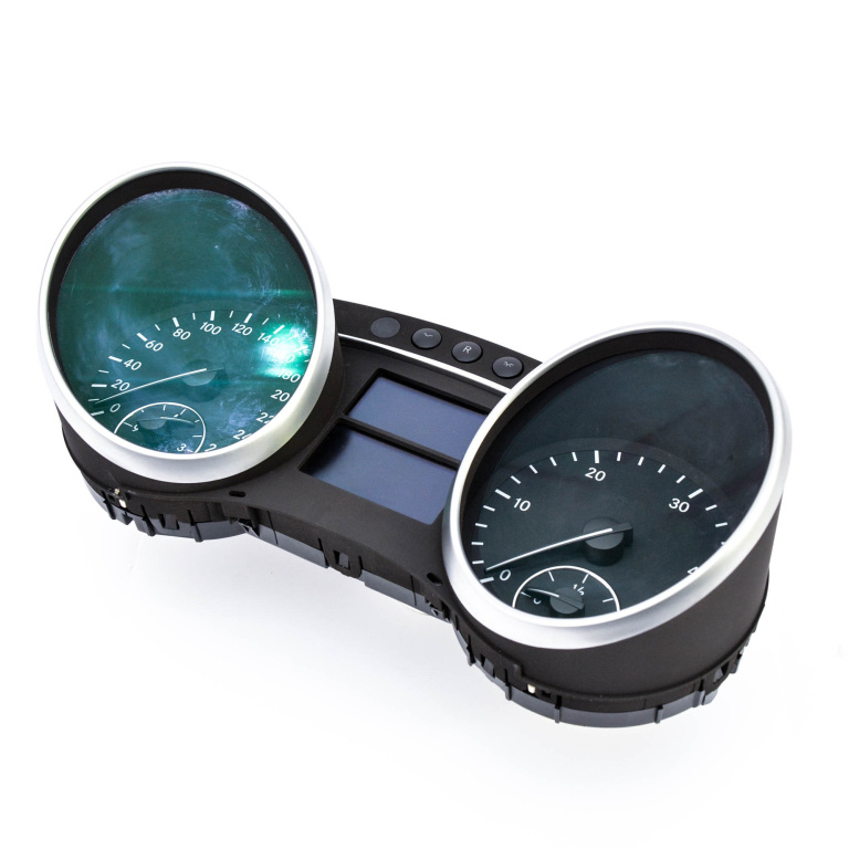 Ceas Bord / Instrument De Bord Europa - Afisaj In Km,motorina Mercedes-Benz ML / M-CLASS (W164) 2005 - 2011 Motorina A1645404947, A1645402311, A2514420521