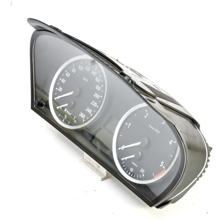 Ceas Bord / Instrument De Bord Europa - Afisaj In Km,motorina BMW 5 (E60, E61) 2003 - 2010 Motorina 6958600, 6 958 600, 62116958600, 6211 6 958 600, 6211-6 958 600, 62.11-6 958 600