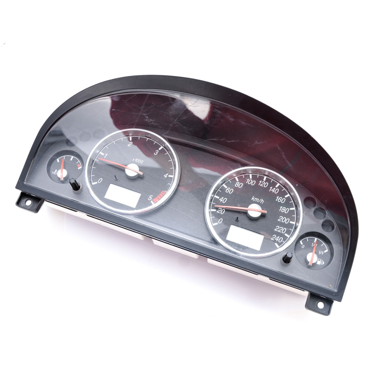 Ceas Bord / Instrument De Bord Ford Mondeo Mk 3 2000-2007 2.0 16V Tddi / Tdci Hjbb Motorina Europa - Afisaj In Km Motorina 44Zu187