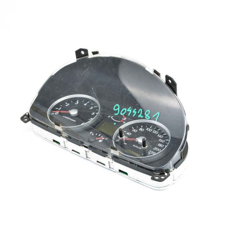 Ceas Bord / Instrument De Bord Hyundai Getz (Tb) 2002-2011 1.6 G4Ed-G Benzina Europa - Afisaj In Km Benzina 94003-1C350, 940031C350